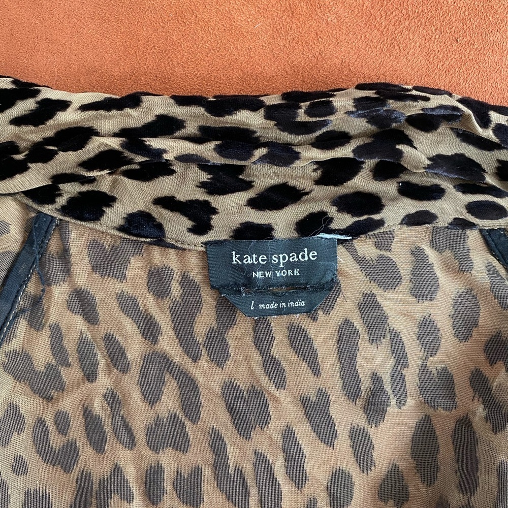 Kate Spade Leopard Blouse Tie Neck Long Sleeve Button Front Silk Blend Large - Picture 7 of 10